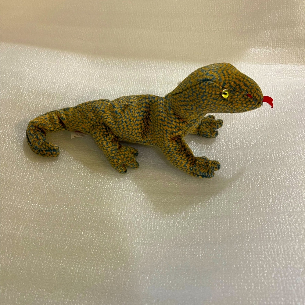 TY Beanie Baby “Scaly” the Lizard (1999) 🦎